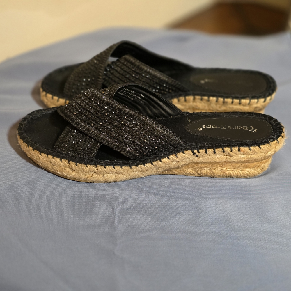 Bare Traps "Tense" Black Beaded Espadrille Wedge Sandals. Sz 7M.  EUC!